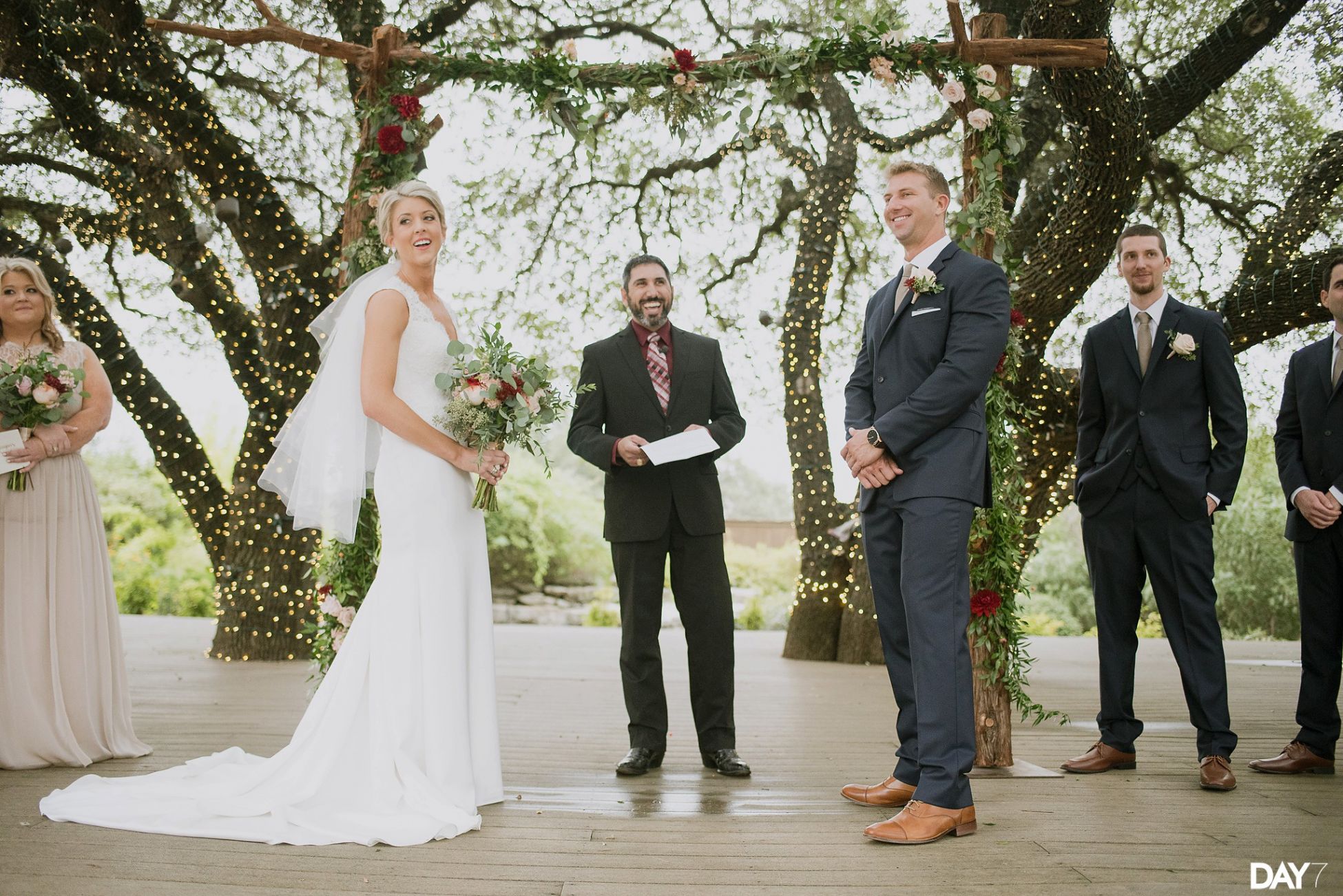 Antebellum Oaks Wedding Photos