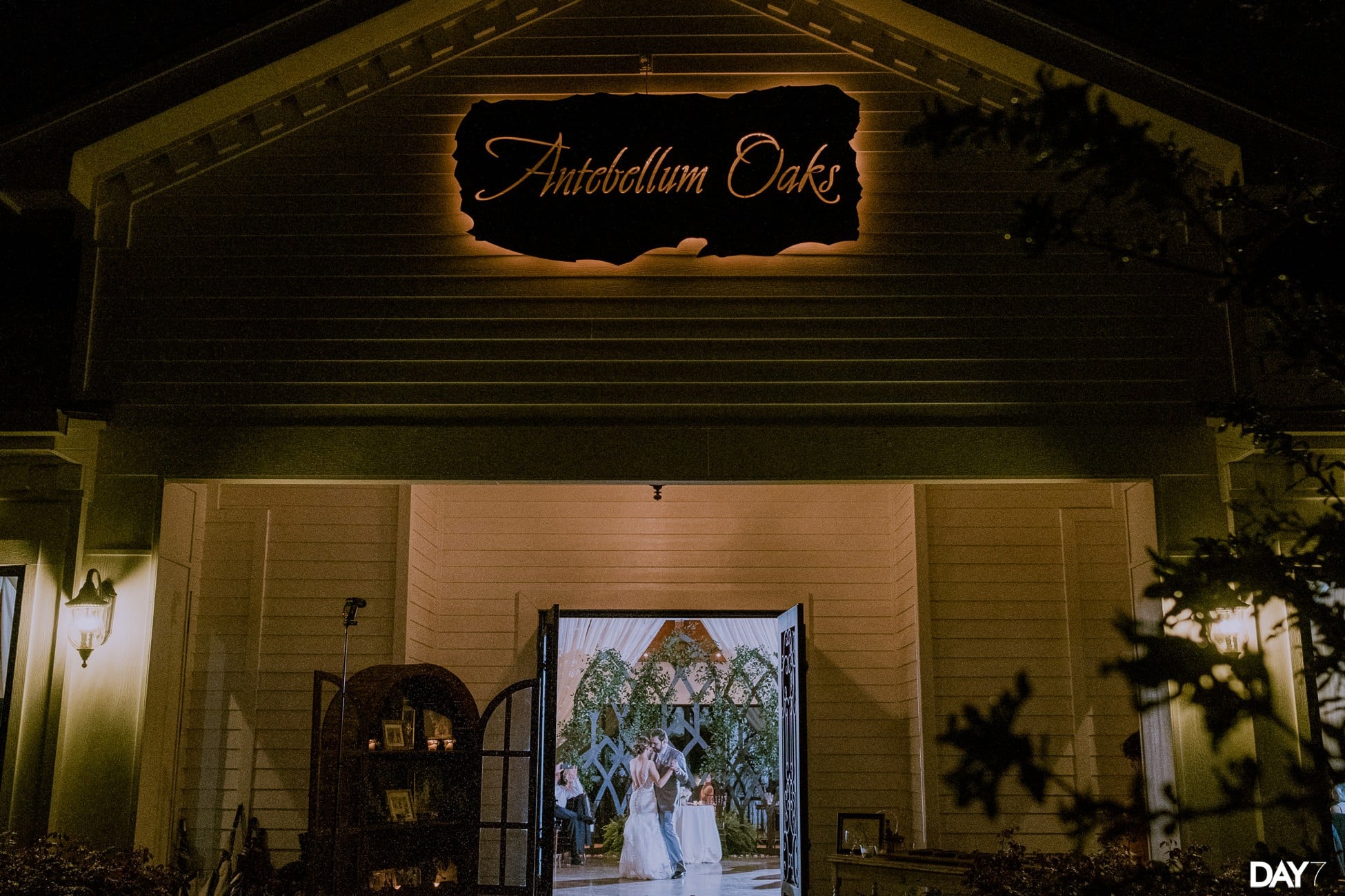 Antebellum Oaks Wedding_0030